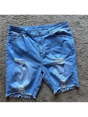 Women’s Plus Size Bermuda Jean Shorts